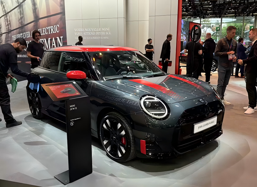 Ang ginawa ng China na Electric Mini Cooper, Aceman JCW na nakatakda para sa paglulunsad