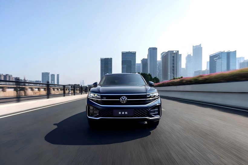 Ang Pag -upgrade at Pag -configure ng Pag -configure: Ang bagong bersyon ng Volkswagen Touareg 2.0TSI Ruiyying ay inilunsad, na naka -presyo sa 558,800 yuan